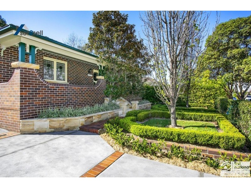 11 Hayes Ave, Northmead NSW 2152