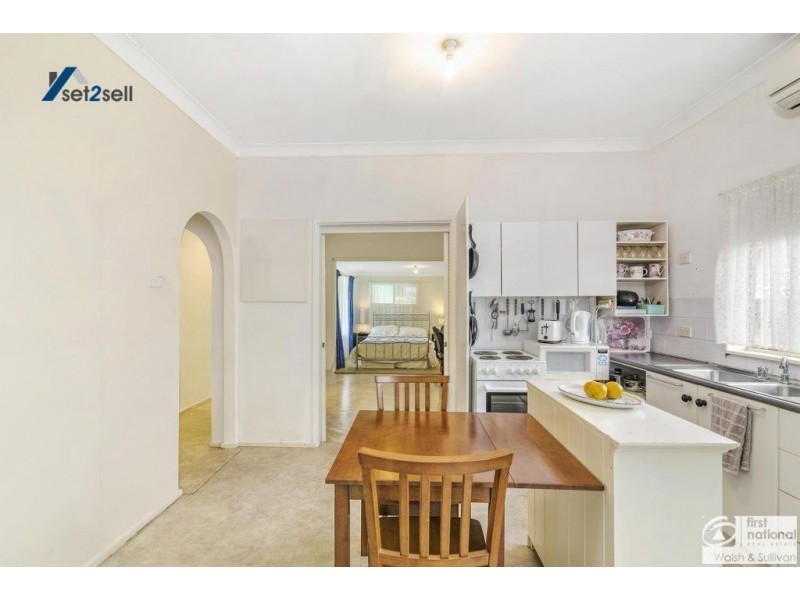 10 Balmoral Road, Northmead NSW 2152