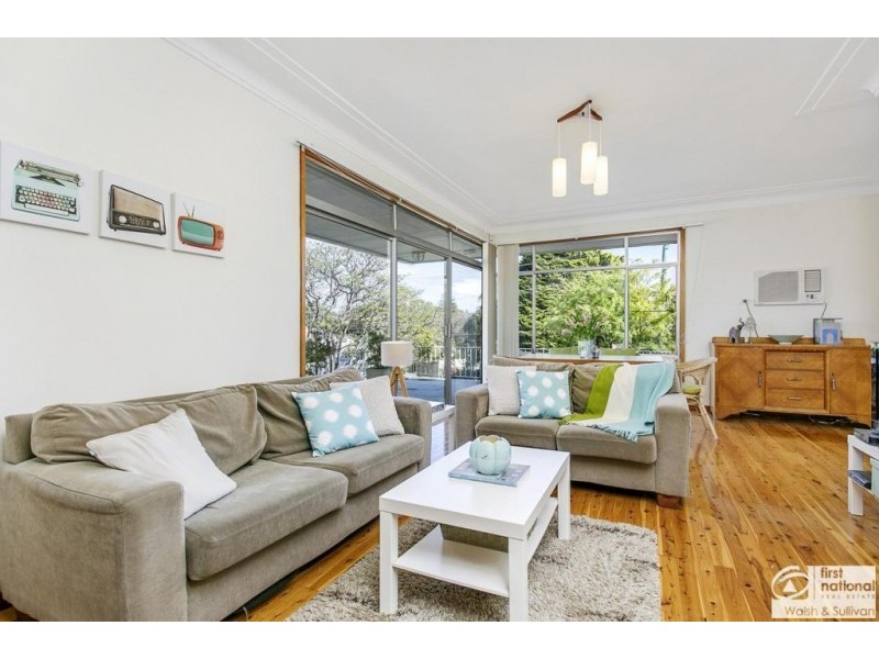 15 Oxley Ave, Castle Hill NSW 2154