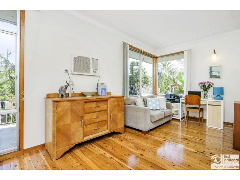 15 Oxley Ave, Castle Hill NSW 2154