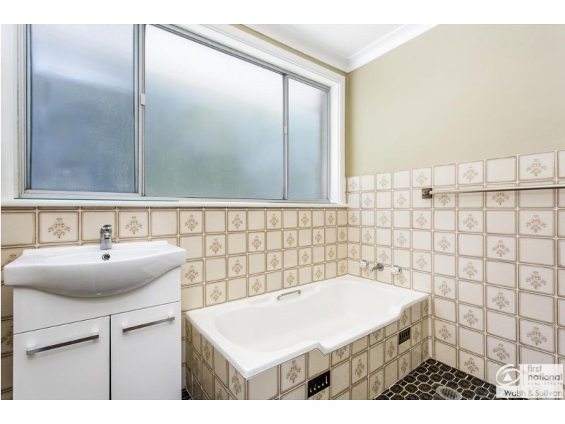 12 Willmott Ave, Winston Hills NSW 2153