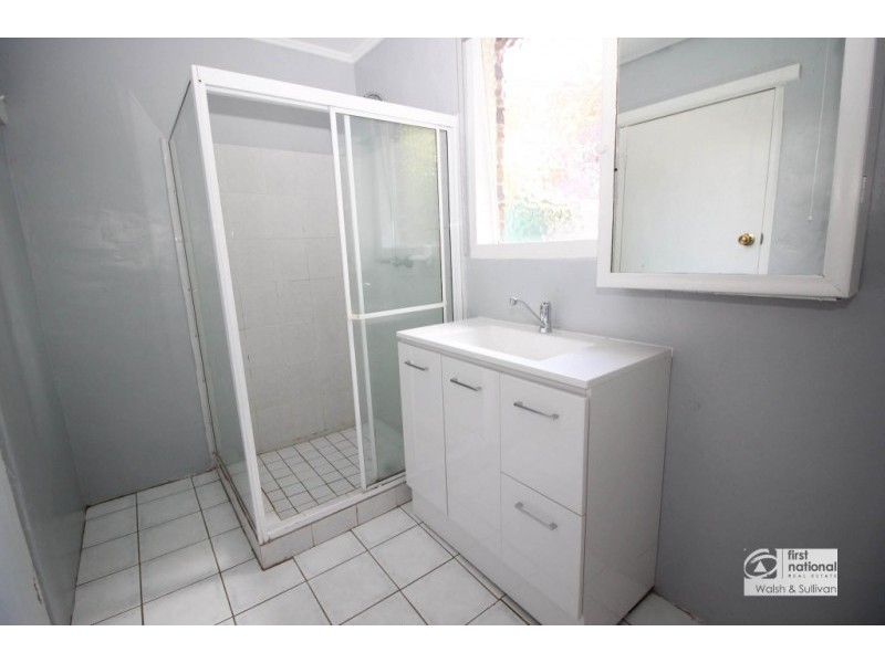 8 ENGLART PLACE, Baulkham Hills NSW 2153