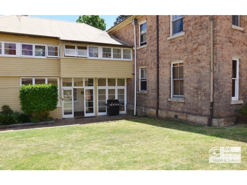 10b ENGLART PLACE, Baulkham Hills NSW 2153