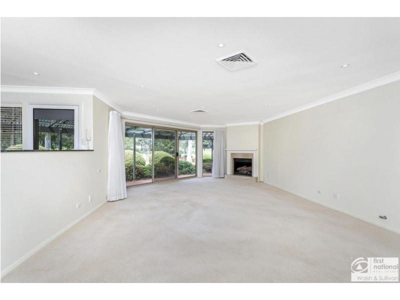 20 Castle Pines Drive, Baulkham Hills NSW 2153