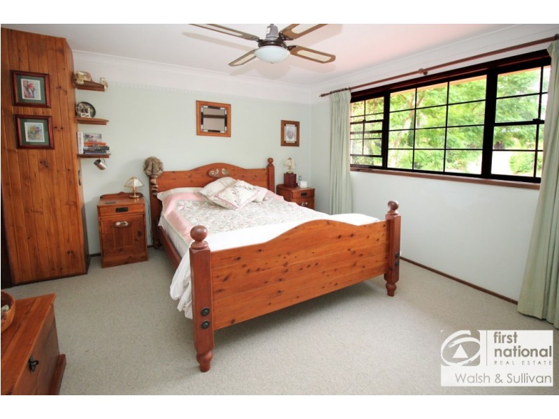 16 Clarke Place, Castle Hill NSW 2154