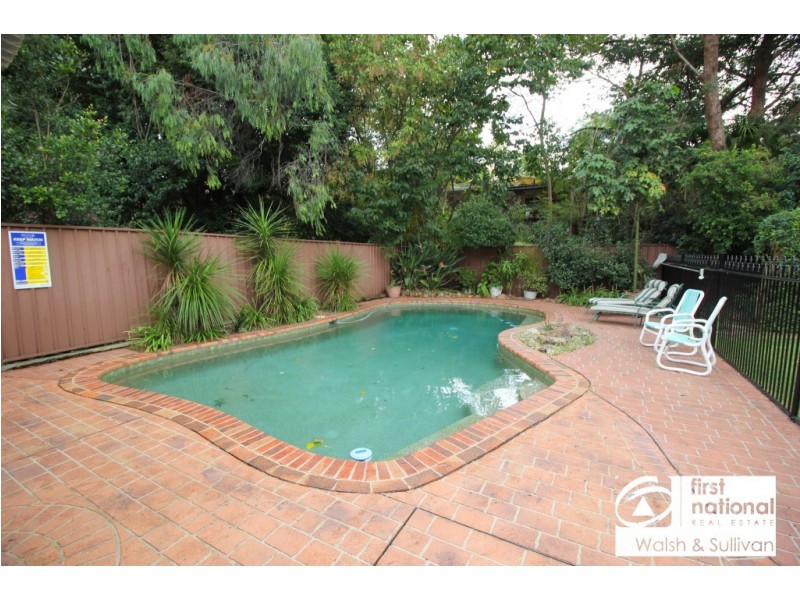 16 Clarke Place, Castle Hill NSW 2154