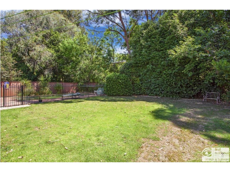 16 Clarke Place, Castle Hill NSW 2154