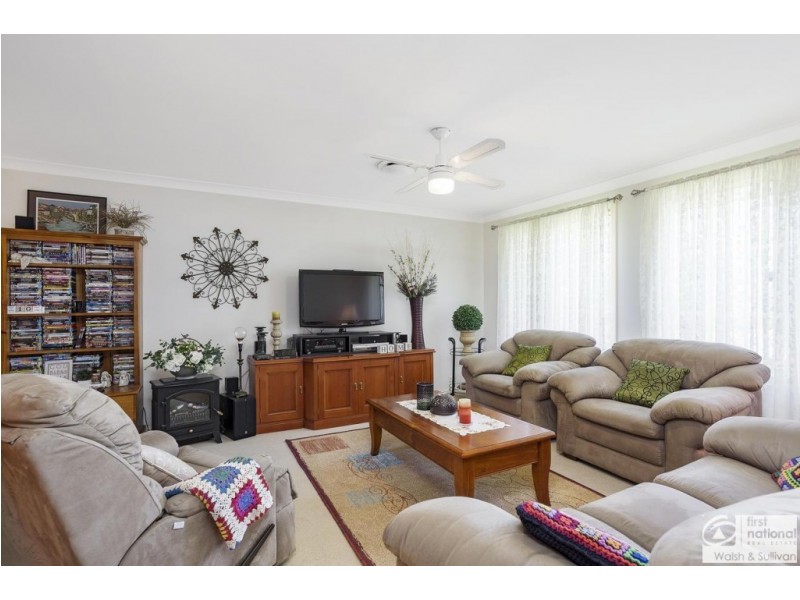 8 Passionfruit Way, Glenwood NSW 2768