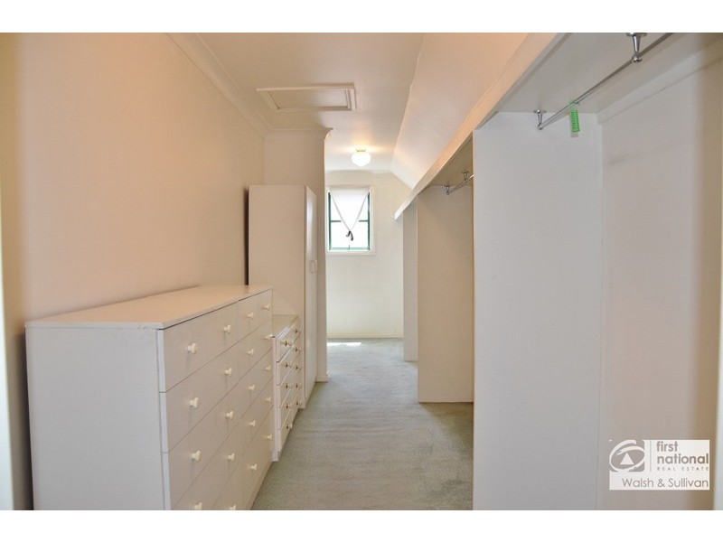 1 Churchill Drive, Winston Hills NSW 2153