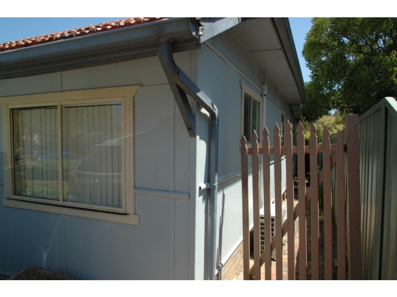 28A Hayes Ave, Northmead NSW 2152