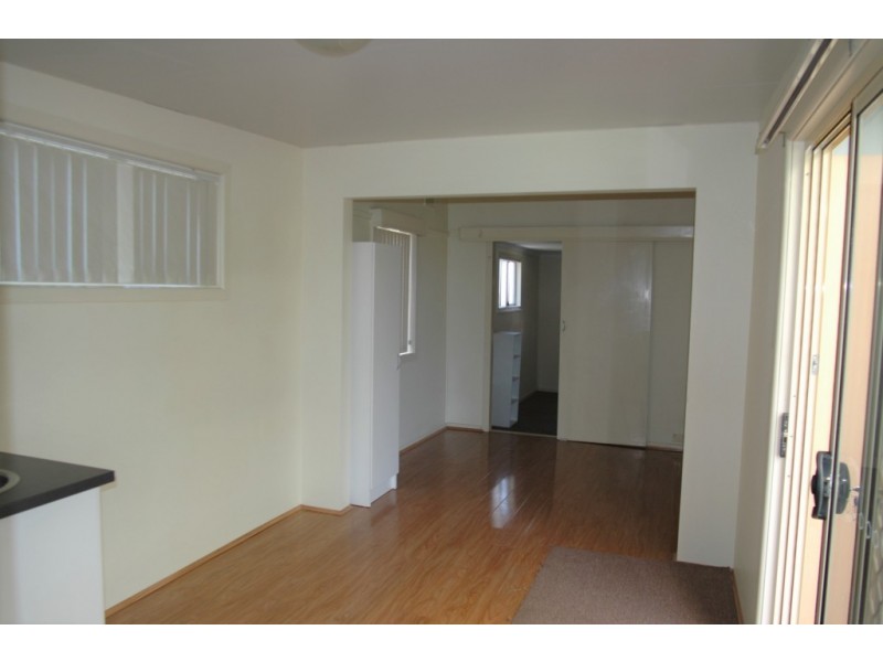 28A Hayes Ave, Northmead NSW 2152