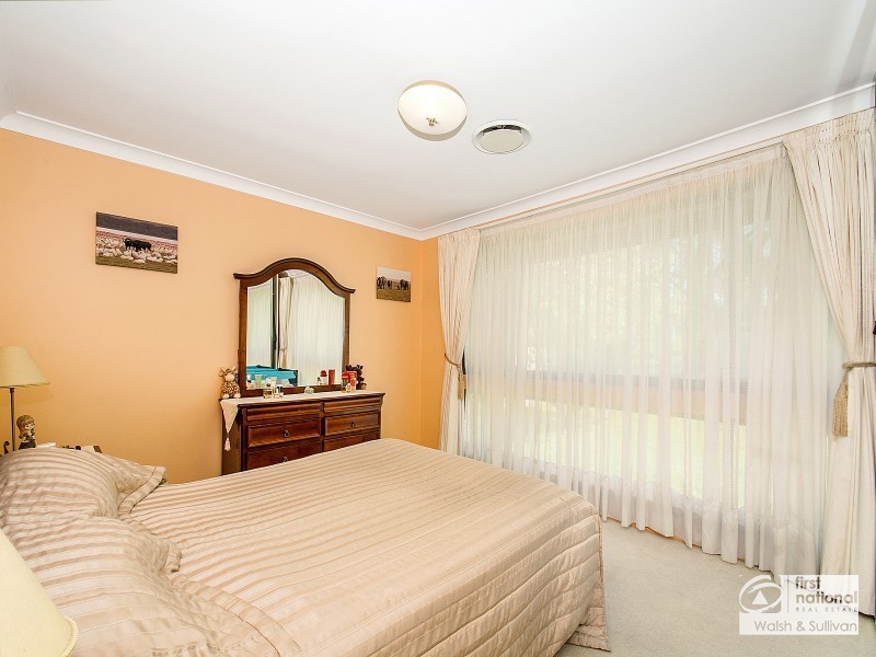 11 WARUMBUI AVENUE, Baulkham Hills NSW 2153