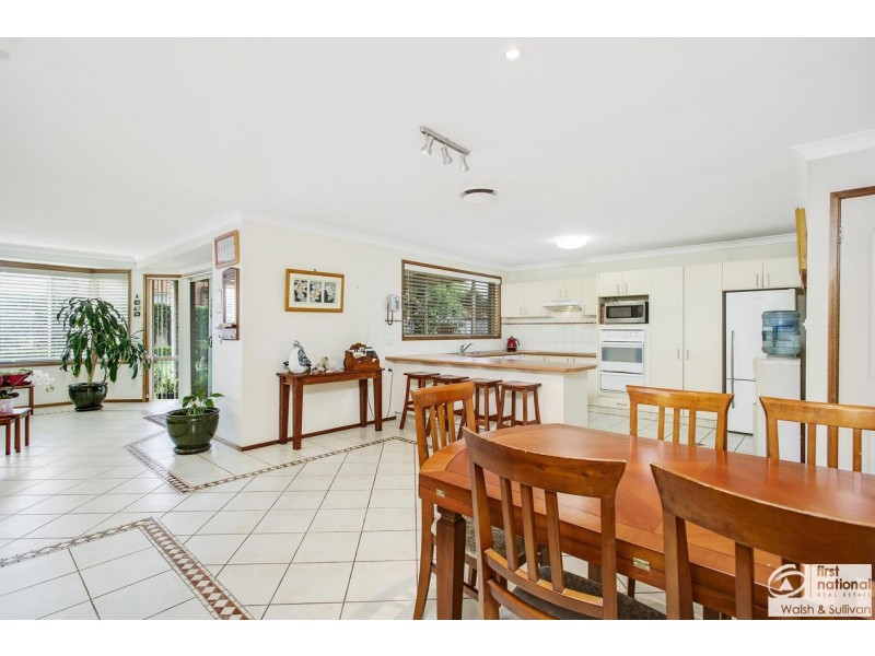18 Tallowood Grove, Beaumont Hills NSW 2155