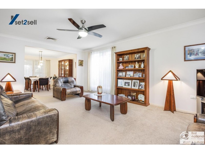 25 Springfield Crescent, Bella Vista NSW 2153