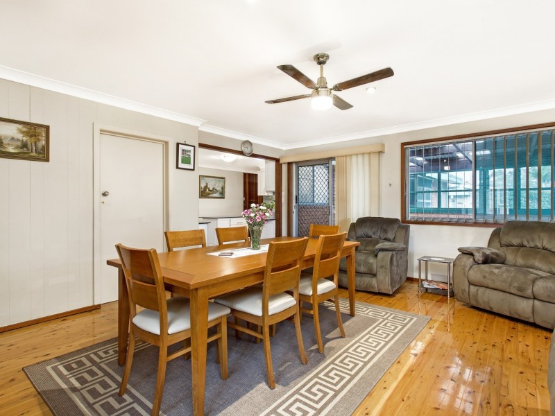 18 Goldsmith Ave, Winston Hills NSW 2153