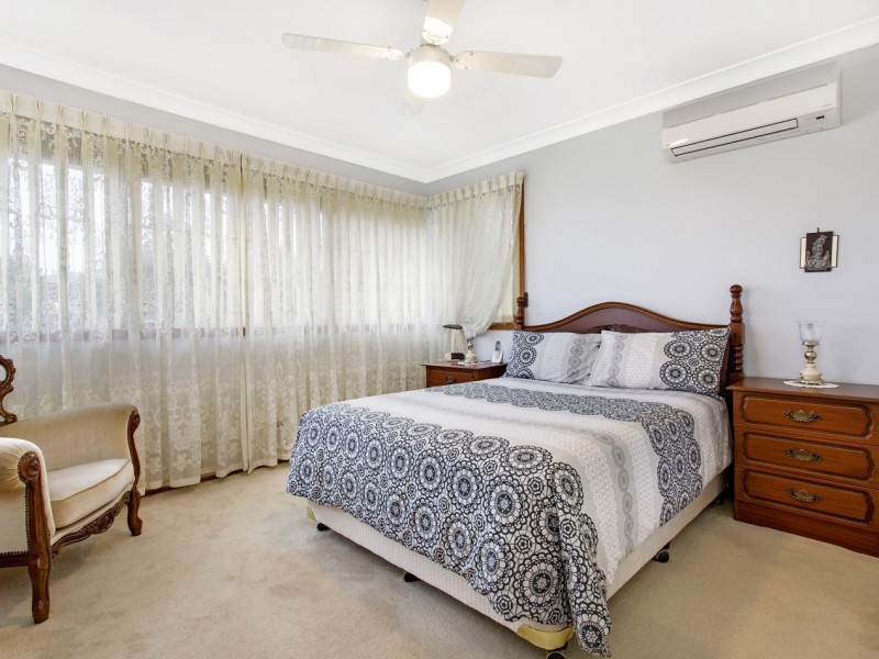 18 Goldsmith Ave, Winston Hills NSW 2153