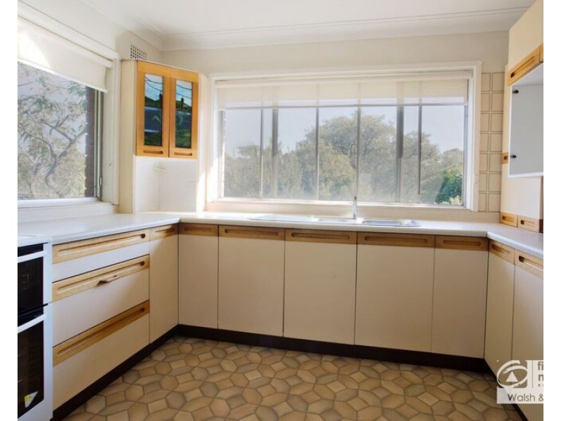 15 Buckleys Road, Winston Hills NSW 2153