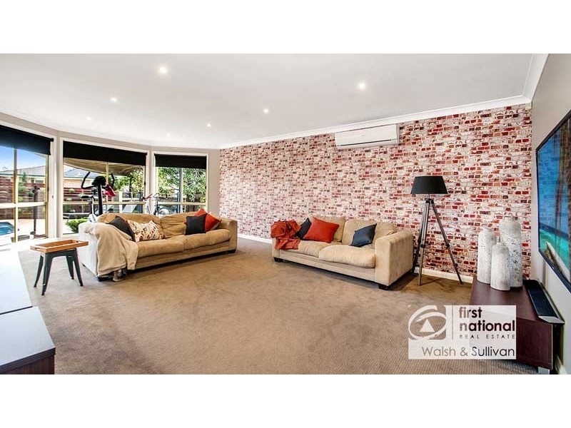 16 Huon Place, Bella Vista NSW 2153