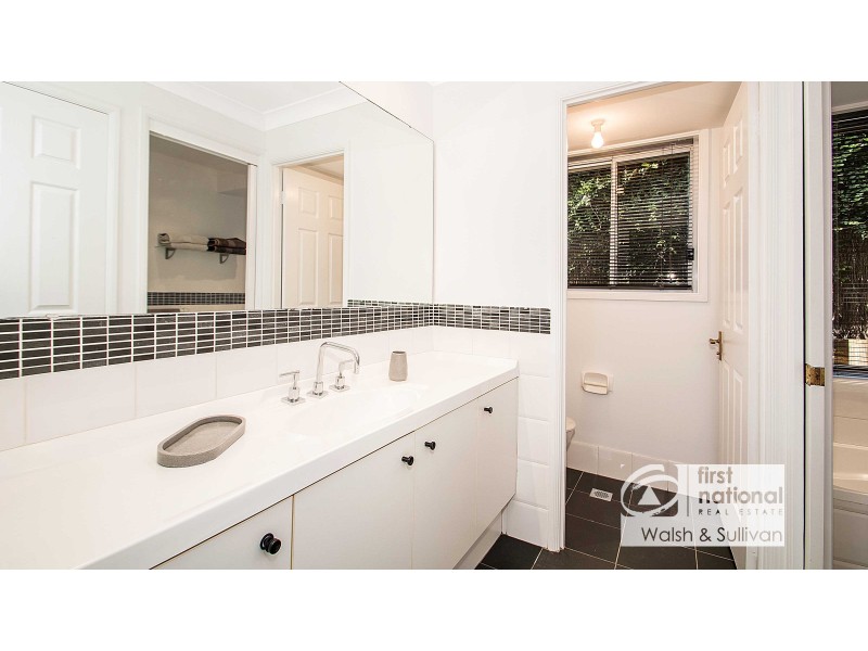 16 Huon Place, Bella Vista NSW 2153