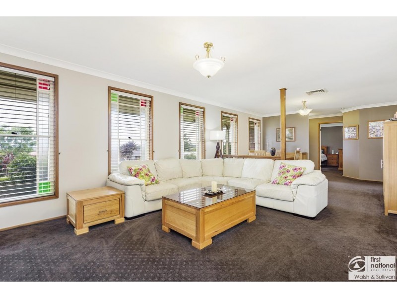 90 Bingara Crescent, Bella Vista NSW 2153