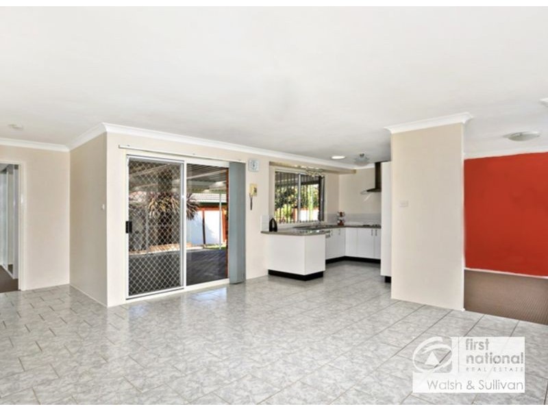 10 Gracelands Drive, Quakers Hill NSW 2763