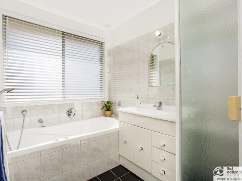 14 Gregory Avenue, Baulkham Hills NSW 2153