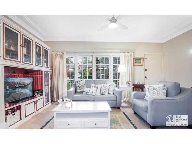 10 Kentwell Avenue, Castle Hill NSW 2154