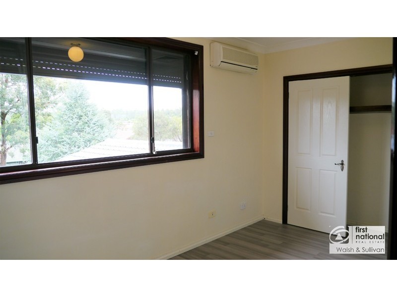 11 Amphitheatre Circuit, Baulkham Hills NSW 2153