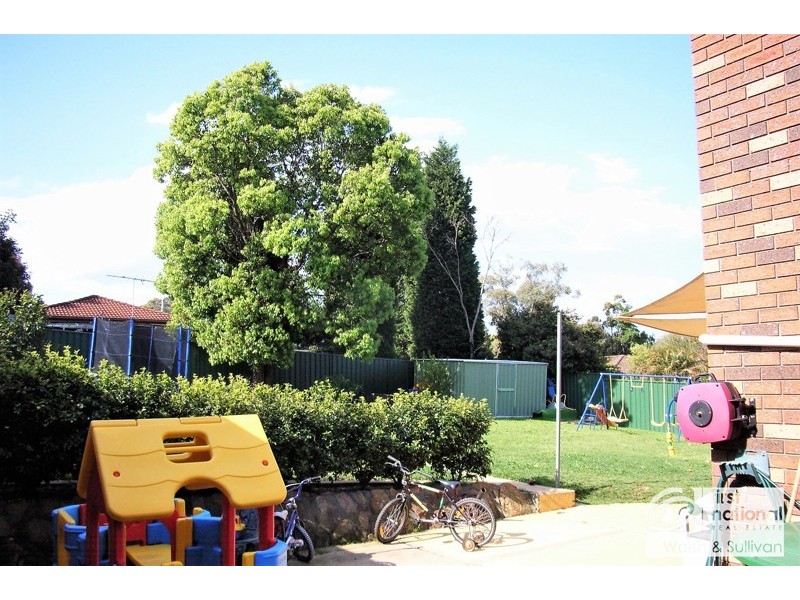 11 Amphitheatre Circuit, Baulkham Hills NSW 2153