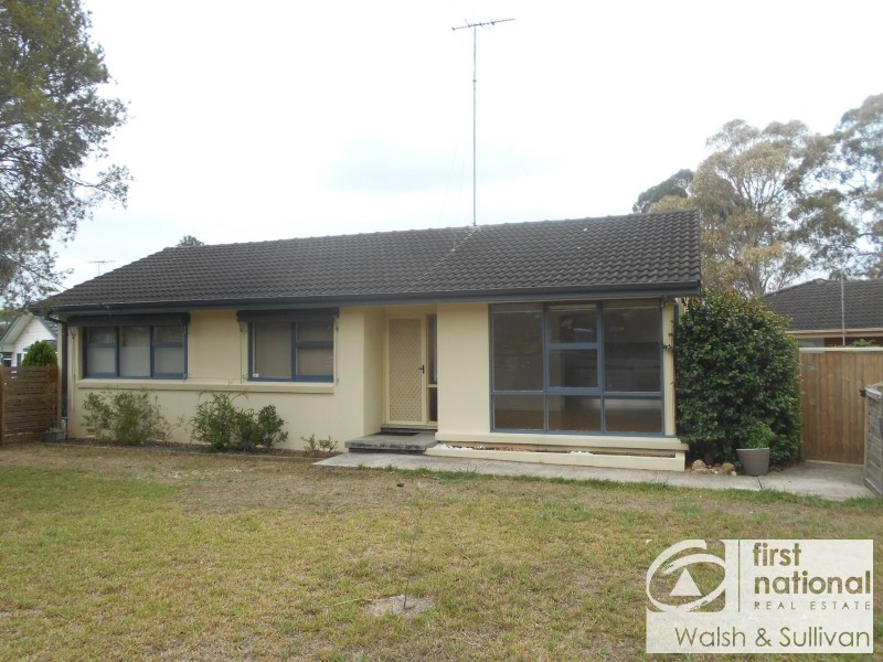 34 Lodge Ave, Old Toongabbie NSW 2146