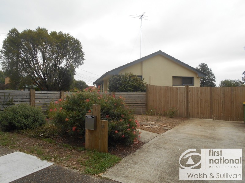 34 Lodge Ave, Old Toongabbie NSW 2146