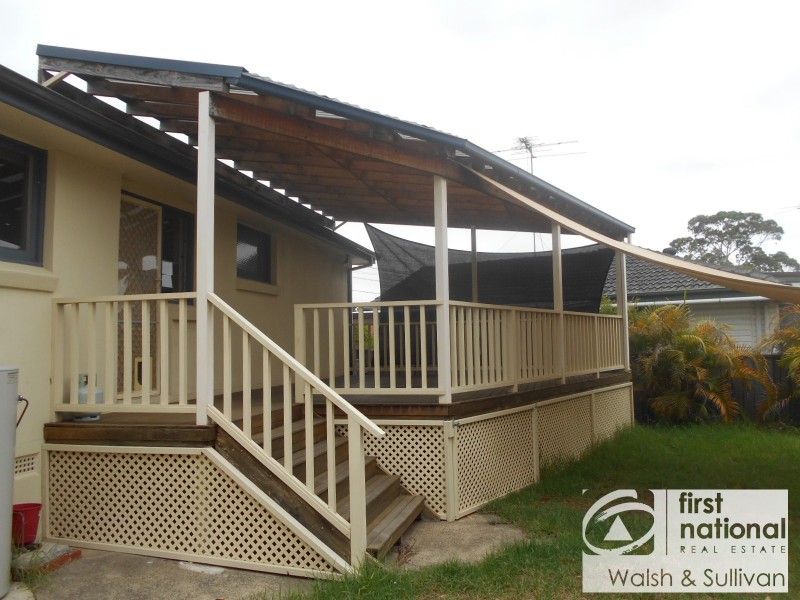 34 Lodge Ave, Old Toongabbie NSW 2146