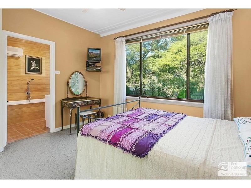 10 Yattenden Crescent, Baulkham Hills NSW 2153