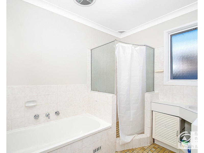 9 Solander Road, Kings Langley NSW 2147