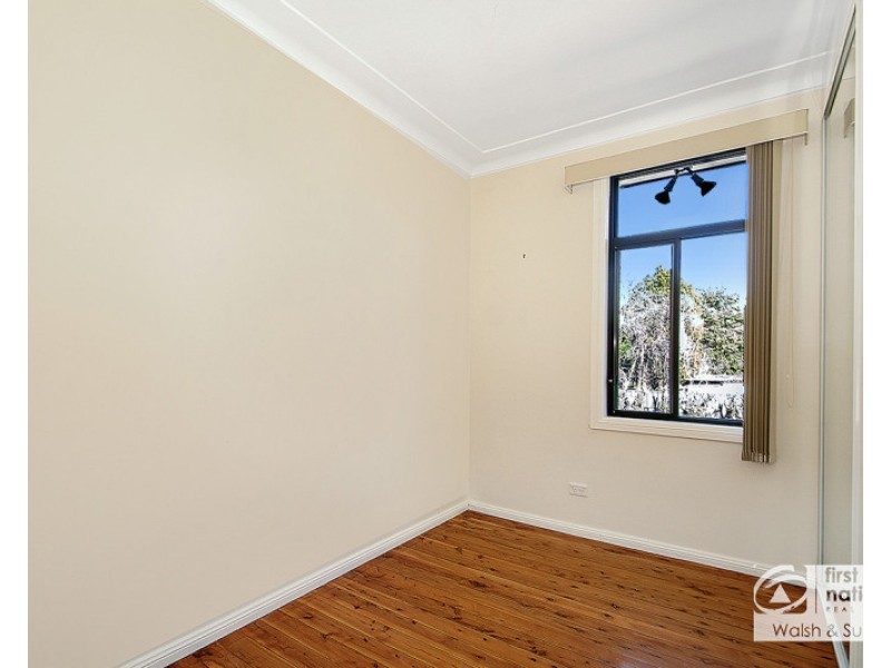 24 Brelogail Street, Northmead NSW 2152