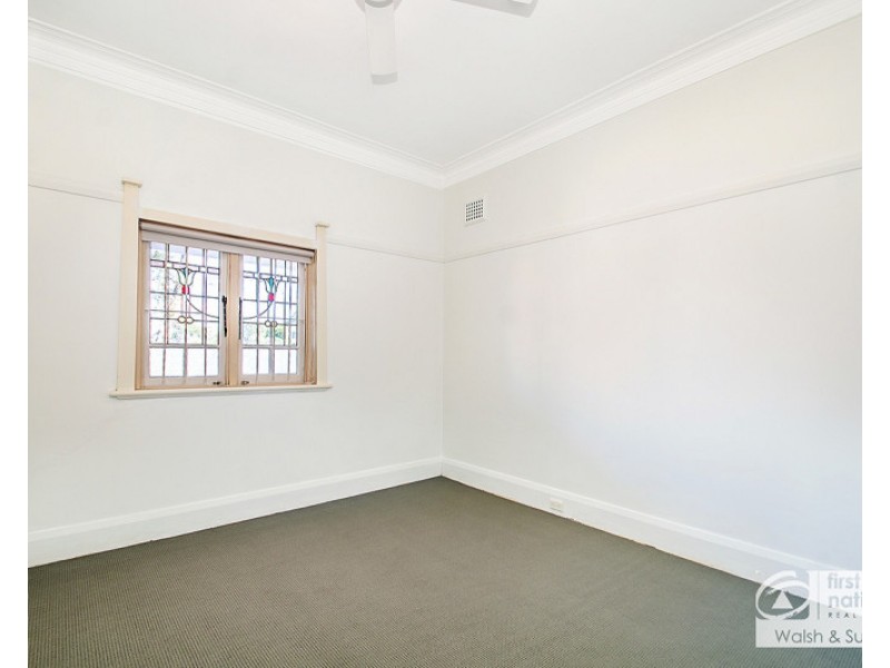 57 Kleins Rd, Northmead NSW 2152