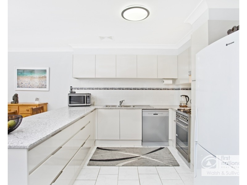 4/3 Elabana Crescent, Castle Hill NSW 2154