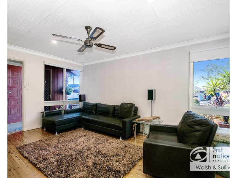35 Mullane Ave, Baulkham Hills NSW 2153