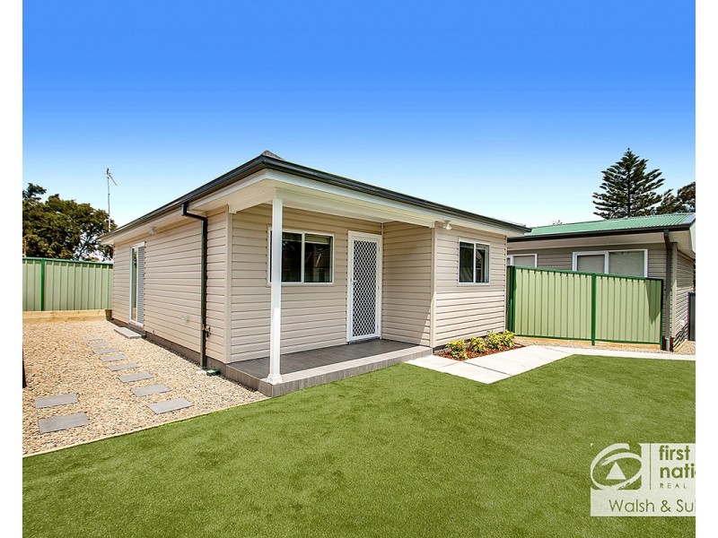 7a Pineleigh Road, Lalor Park NSW 2147