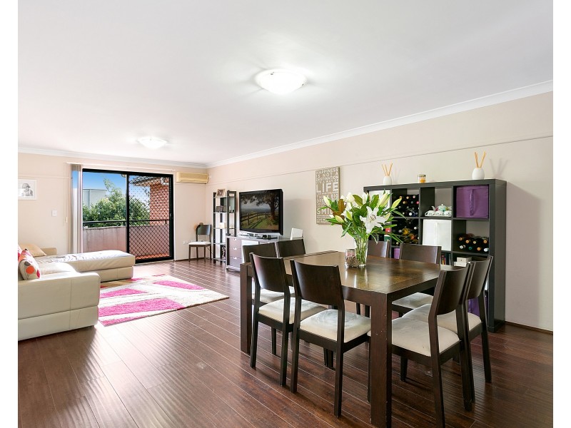 27/32-38 Dobson Crescent, Baulkham Hills NSW 2153