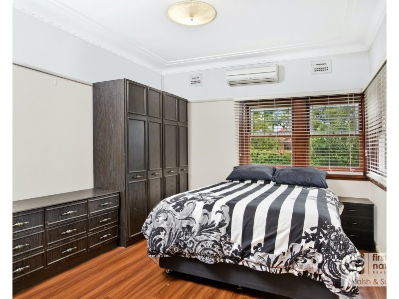 27 Hartland Street, Northmead NSW 2152