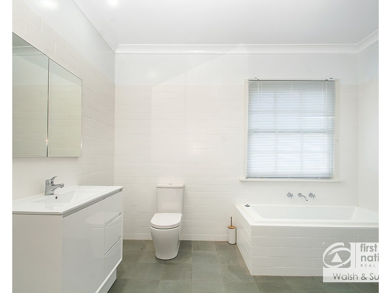 20 Dobson Crescent, Baulkham Hills NSW 2153