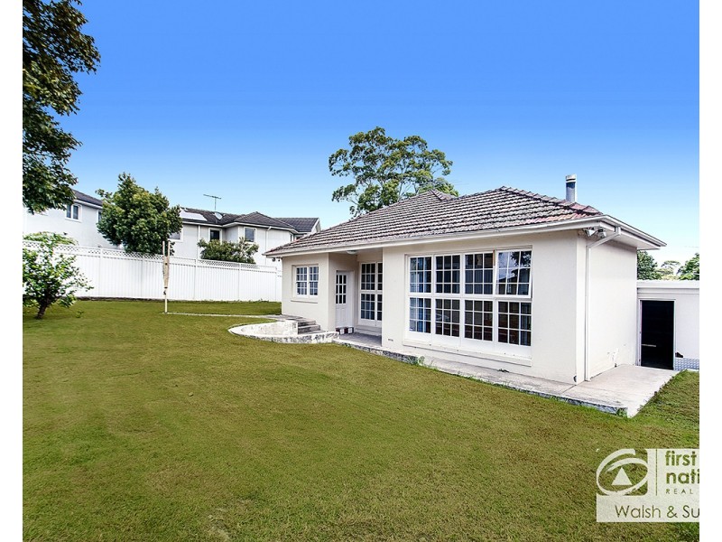 20 Dobson Crescent, Baulkham Hills NSW 2153