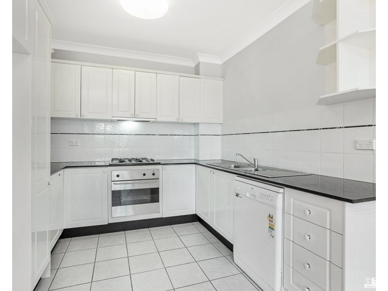 15/2-4 Railway Street, Baulkham Hills NSW 2153