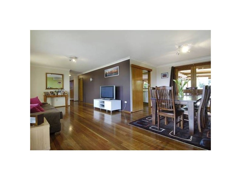 14 Palmerston Ave, Winston Hills NSW 2153