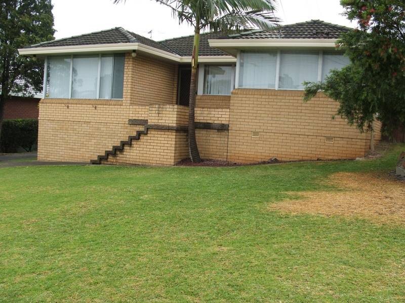 8 Pearson Place, Baulkham Hills NSW 2153