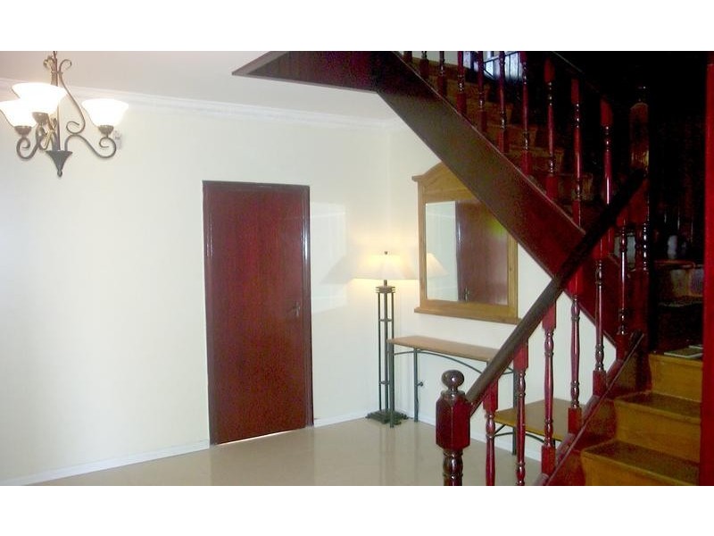 11 Amphitheatre Circuit, Baulkham Hills NSW 2153