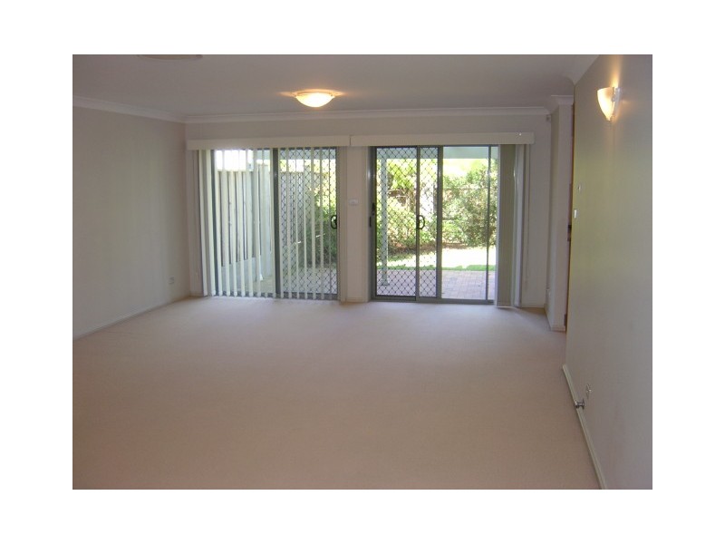 6 Skylark Circuit, Bella Vista NSW 2153