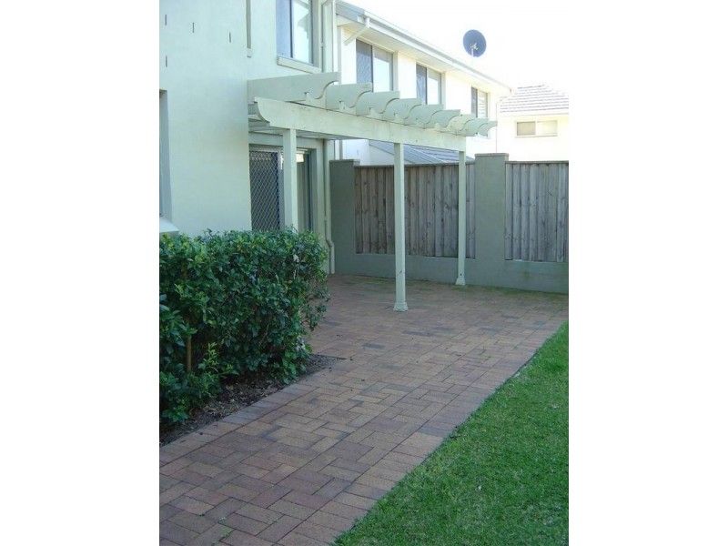 6 Skylark Circuit, Bella Vista NSW 2153