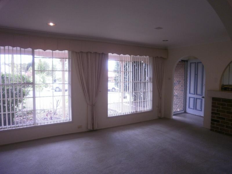 63 Amphitheatre Circuit, Baulkham Hills NSW 2153